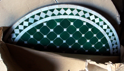 Mosaiktisch traditionell aus Marokko